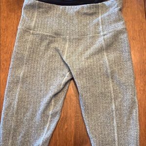 chevron pattered lululemon leggings